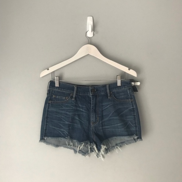Hollister Pants - NWT Hollister high waisted cutoff shorts